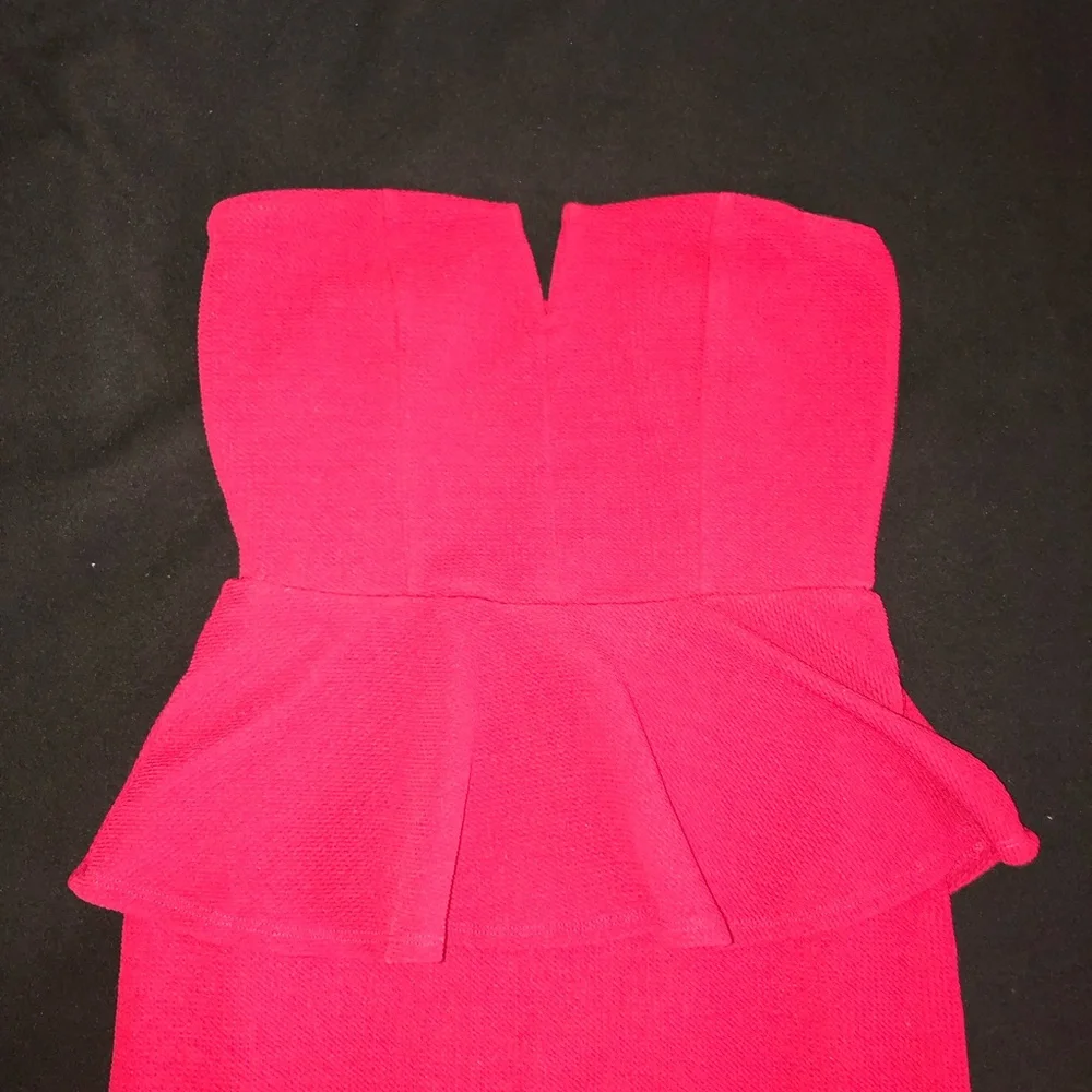 HP ๐ Formal Sleeveless Peplum Dress - Picture 4 of 11
